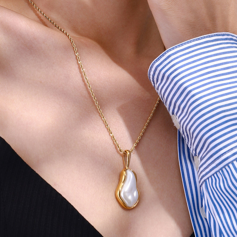 Stainless Pearl Necklace