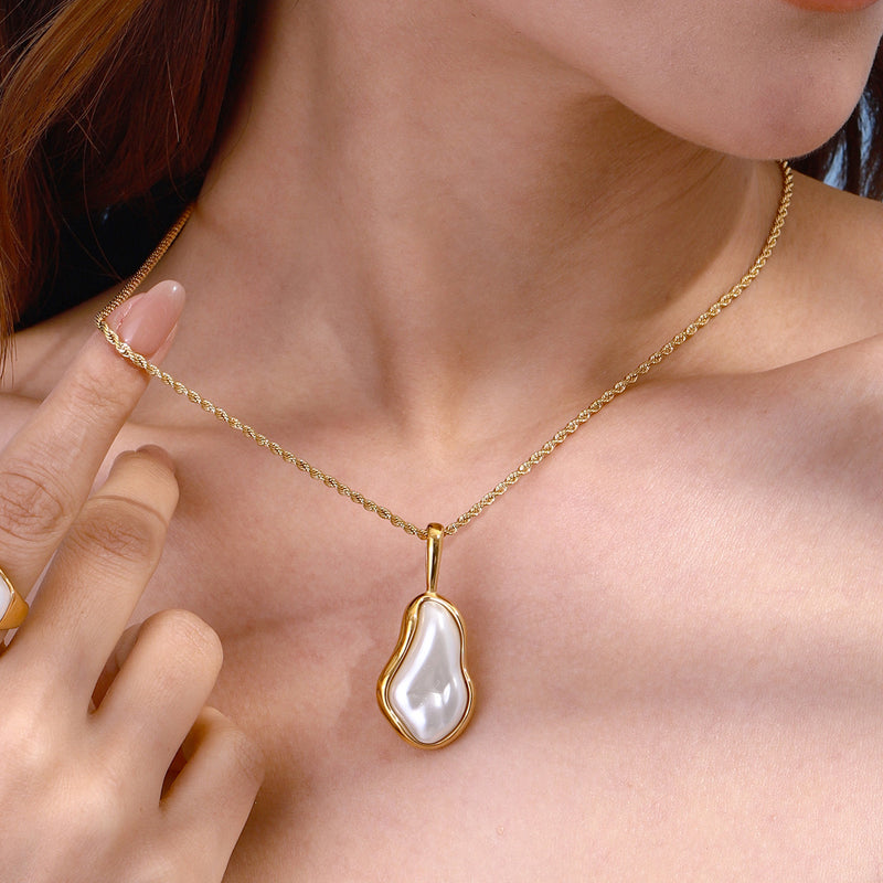 Stainless Pearl Necklace